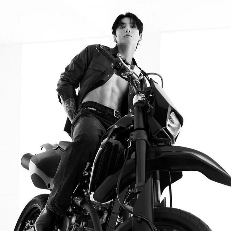 Jeon Jungkook thumbnail