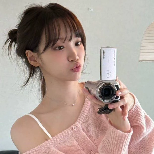 Chaewon thumbnail