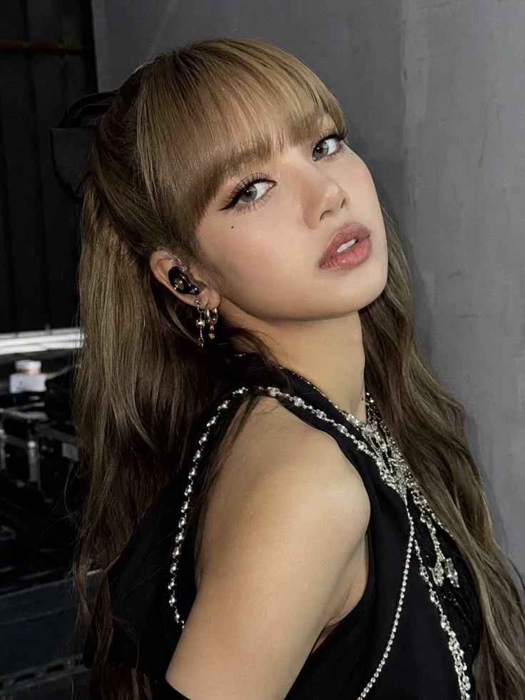 Lisa thumbnail