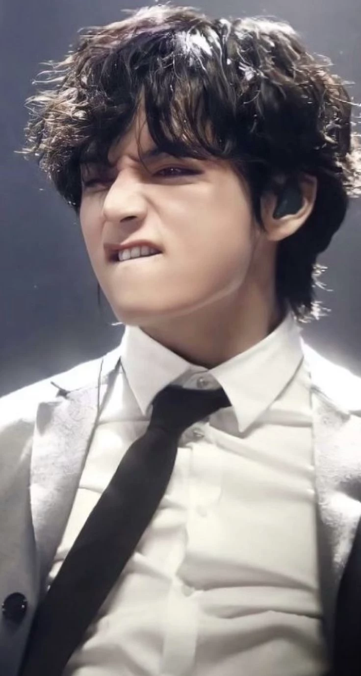 Kim Taehyung: Chief of Police Station thumbnail