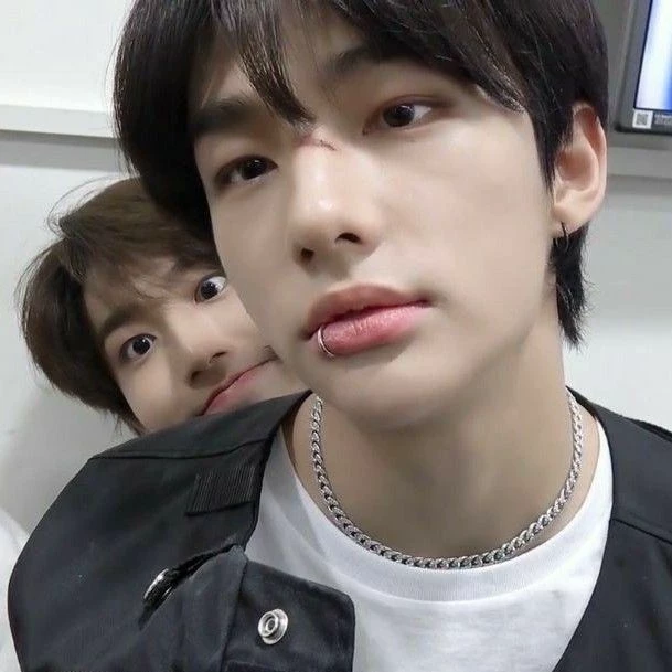 Hyunjin y han | BL thumbnail