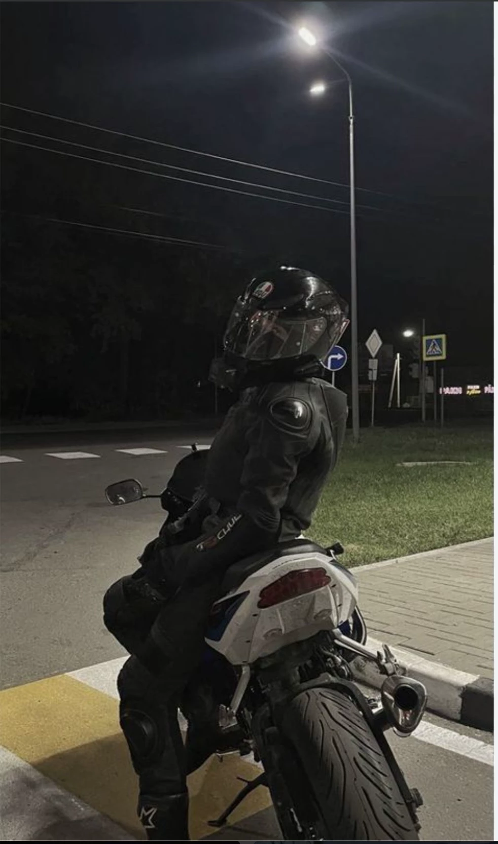a big biker group (14 husband too much huh😆) thumbnail