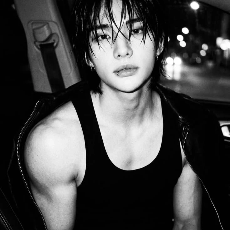 Hyunjin thumbnail