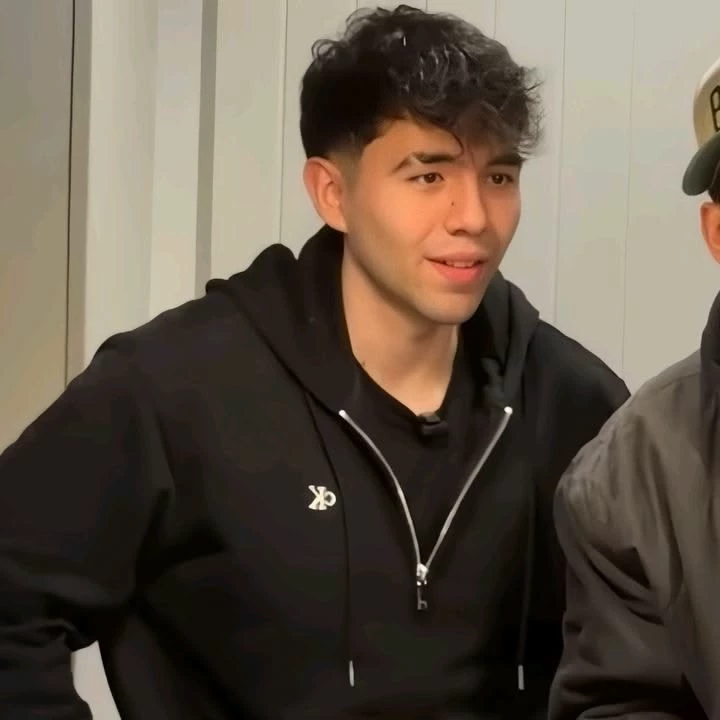 {}  ♡BetilloElGuapillo♡  {} thumbnail