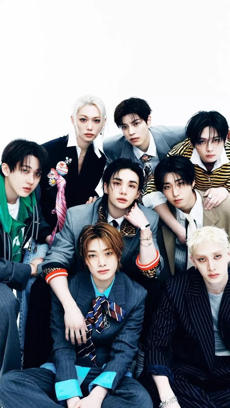 Stray Kids thumbnail