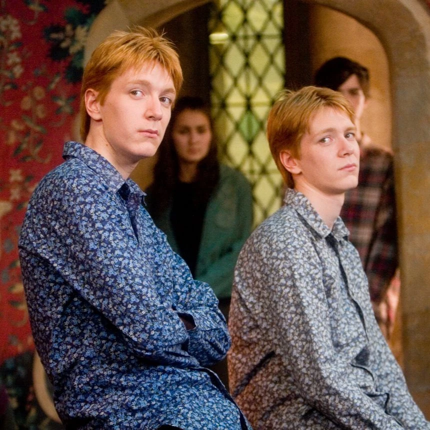 Fred and George Weasley thumbnail
