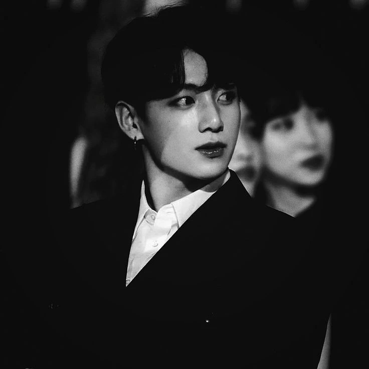 Jeon Jungkook (Mafia husband). thumbnail