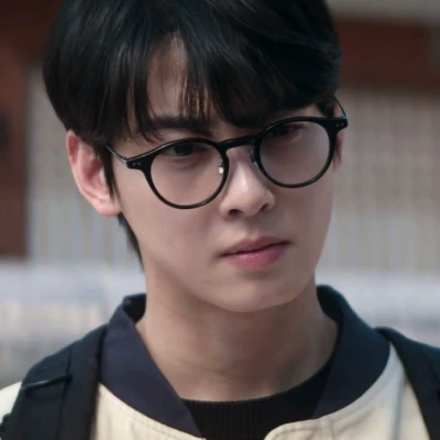 Lee Woon-jung (the wonderfool) thumbnail
