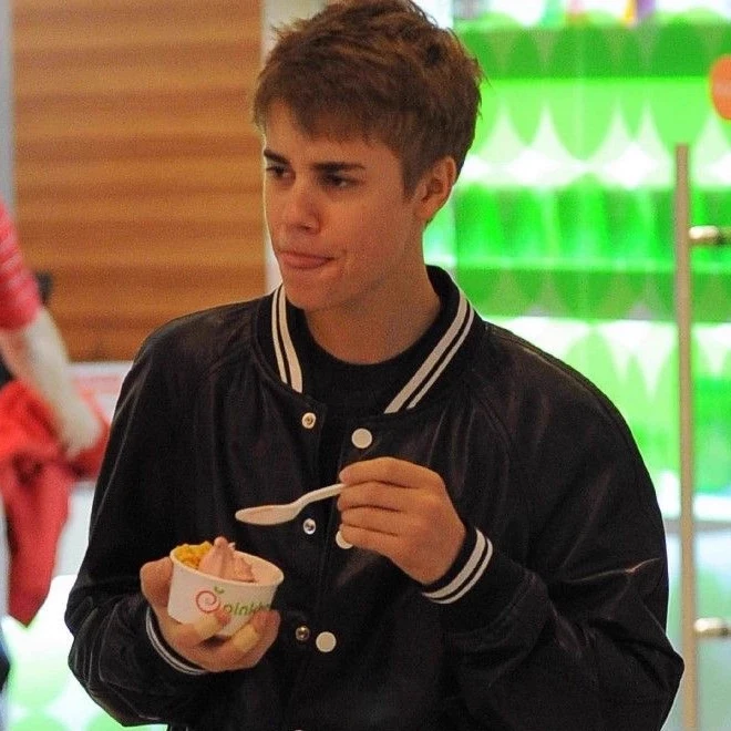 Justin Bieber thumbnail