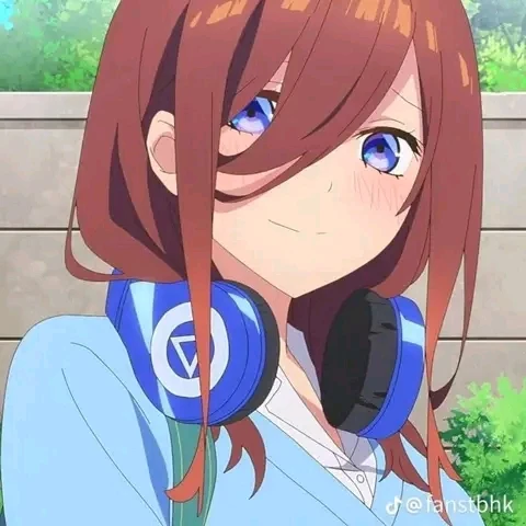 Miku Nakano. thumbnail