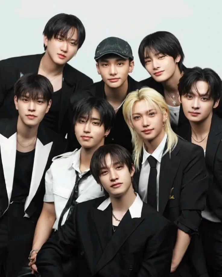 Stray Kids thumbnail