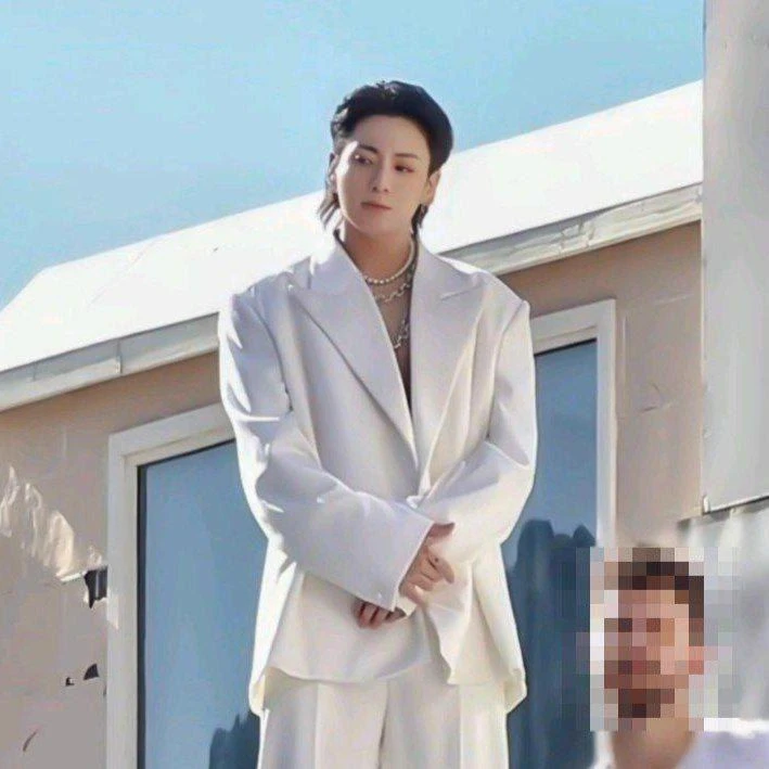 Jungkook thumbnail