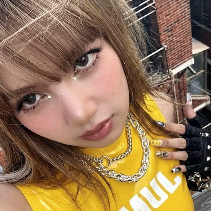 Lisa thumbnail