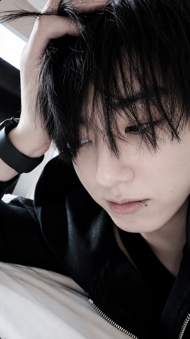 Jeon Jungkook thumbnail