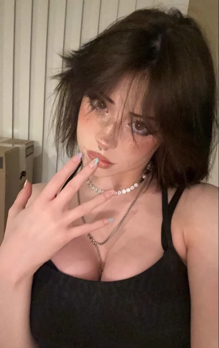 (Sara) Stepsister thumbnail
