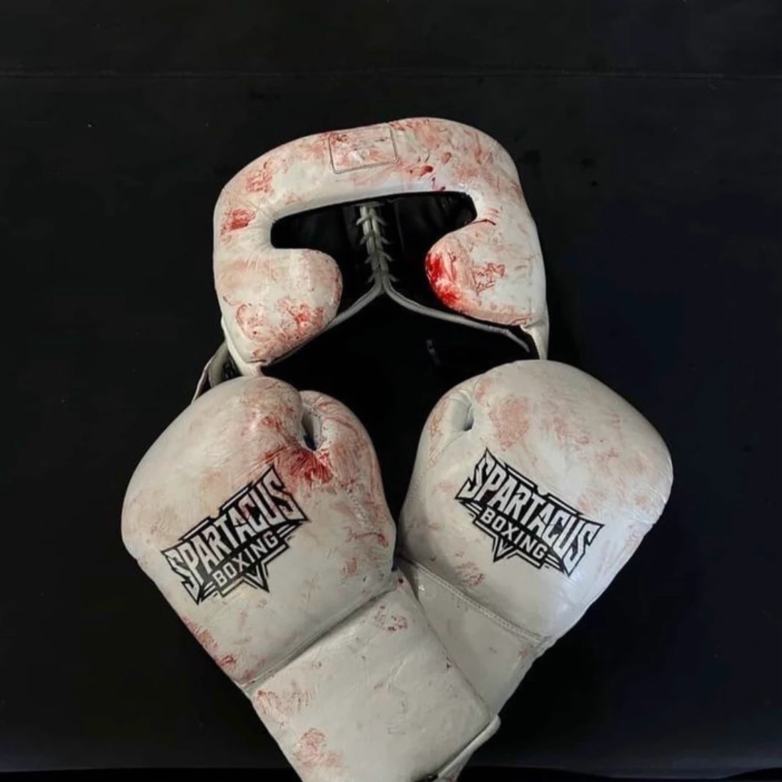 Boxing legend thumbnail