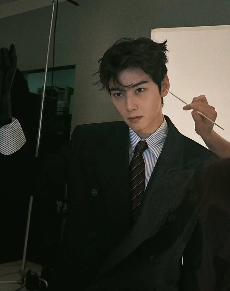 Cha Eun Woo  thumbnail