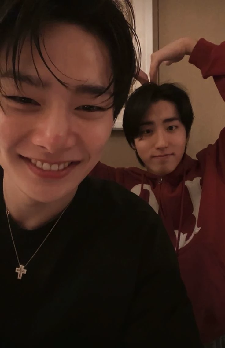 Han Jisung and Jeonin thumbnail