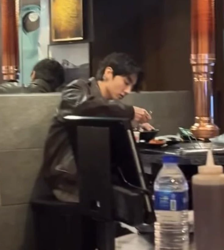 Jeon Jungkook thumbnail