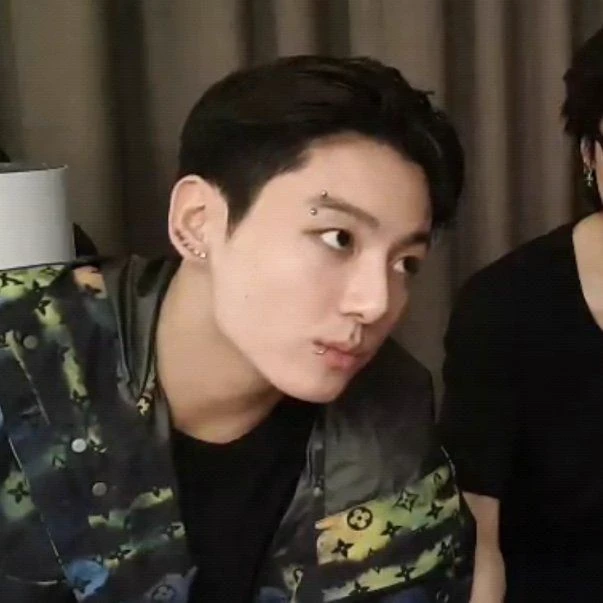 Jeon Jungkook thumbnail