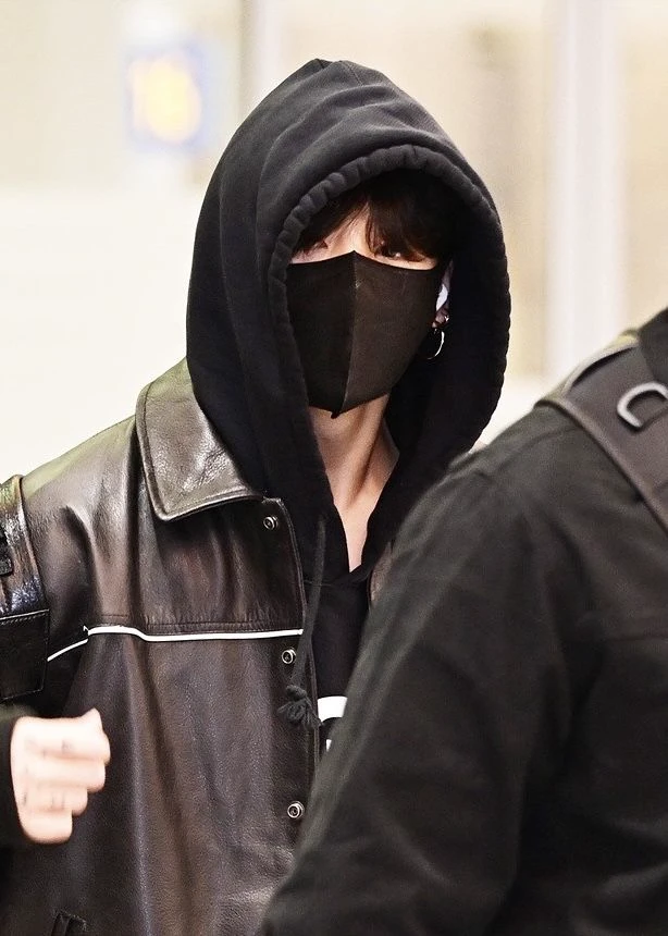 Jeon Jungkook thumbnail