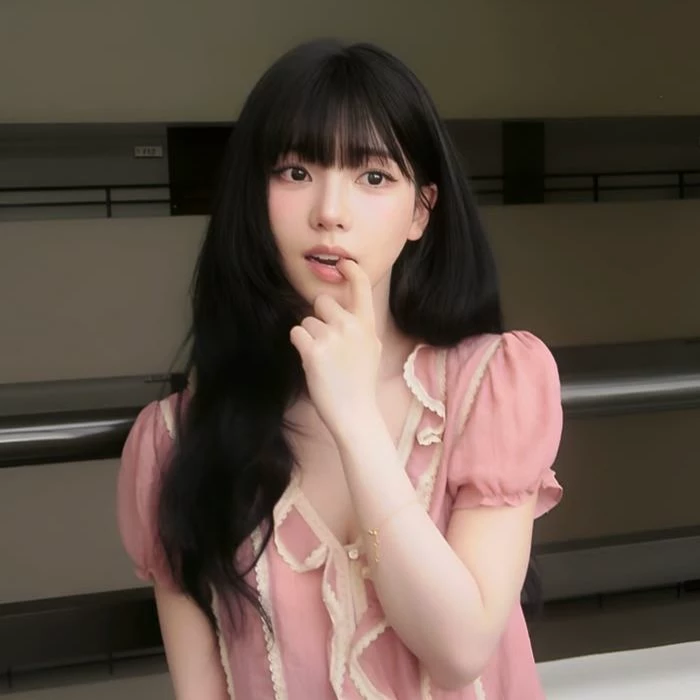 Karina thumbnail