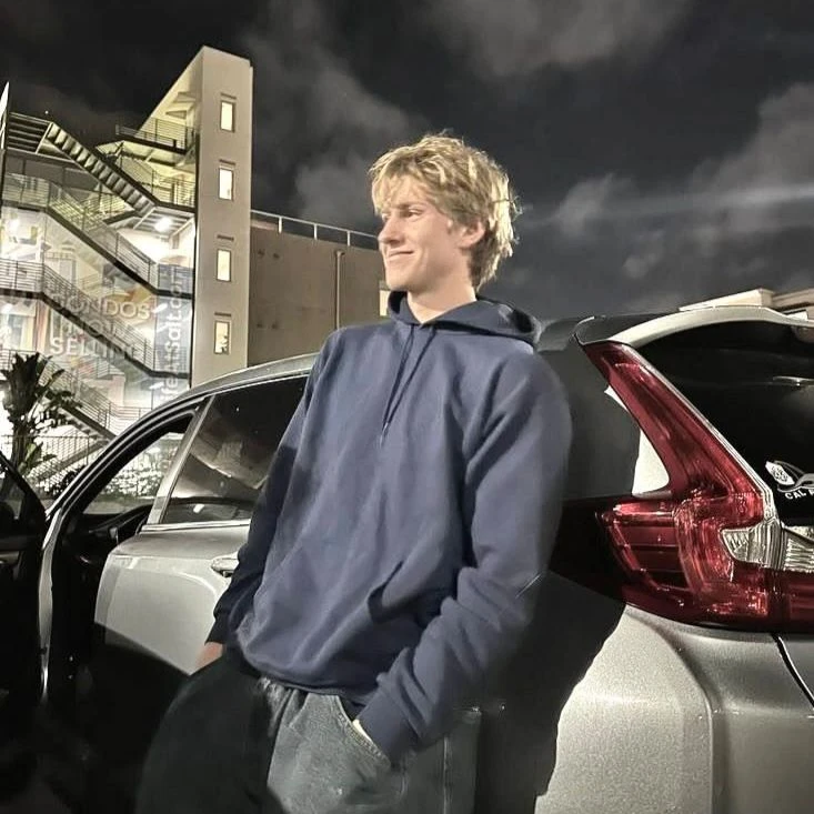 Corey Gibson thumbnail