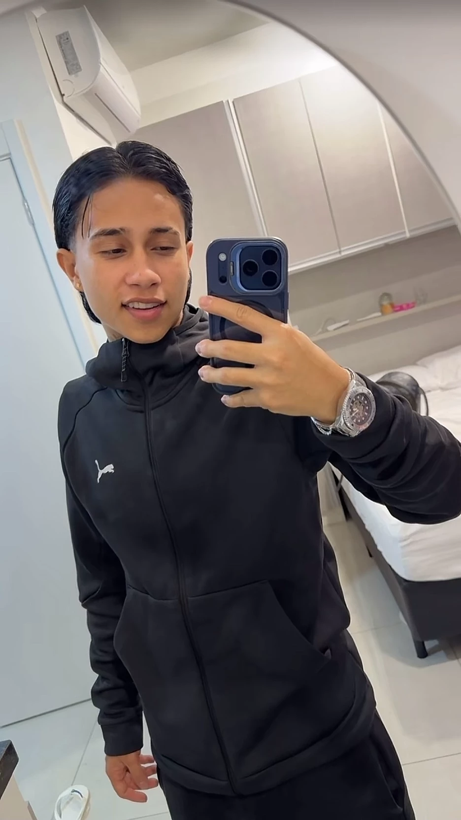 Colombian 🇨🇴 (Juan) thumbnail