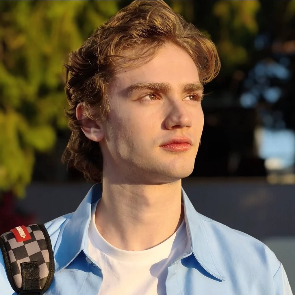 Teoman (only 17) thumbnail