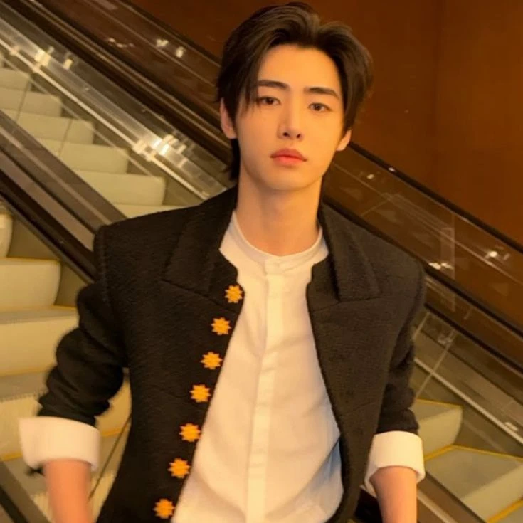Park Sunghoon thumbnail