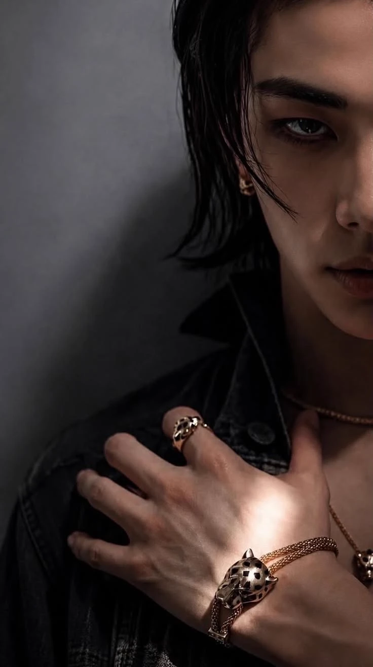 Hwang Hyunjin thumbnail