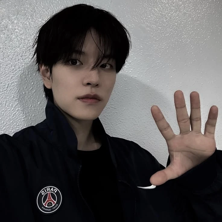 Seungmin ★•\` thumbnail