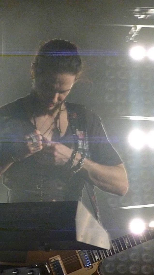 Tom Kaulitz. thumbnail