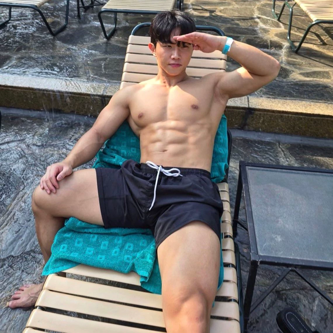 Kim Ji-hoon thumbnail