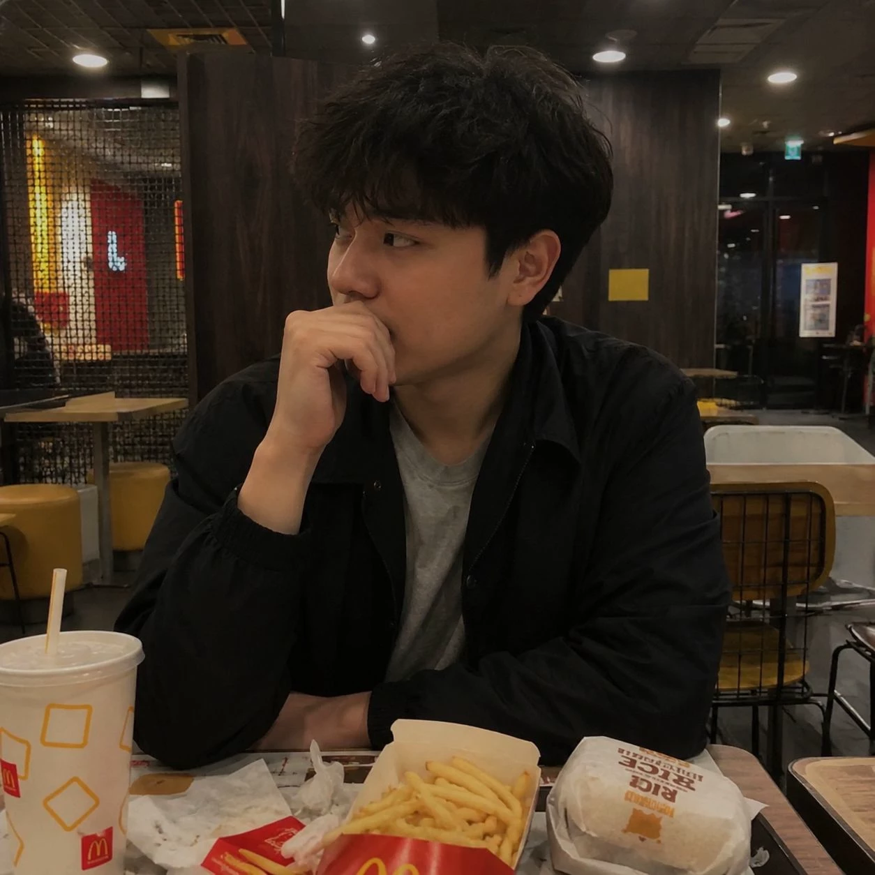 Maxwell thumbnail