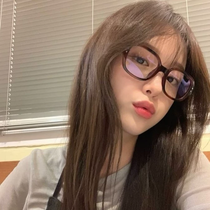 laraaa