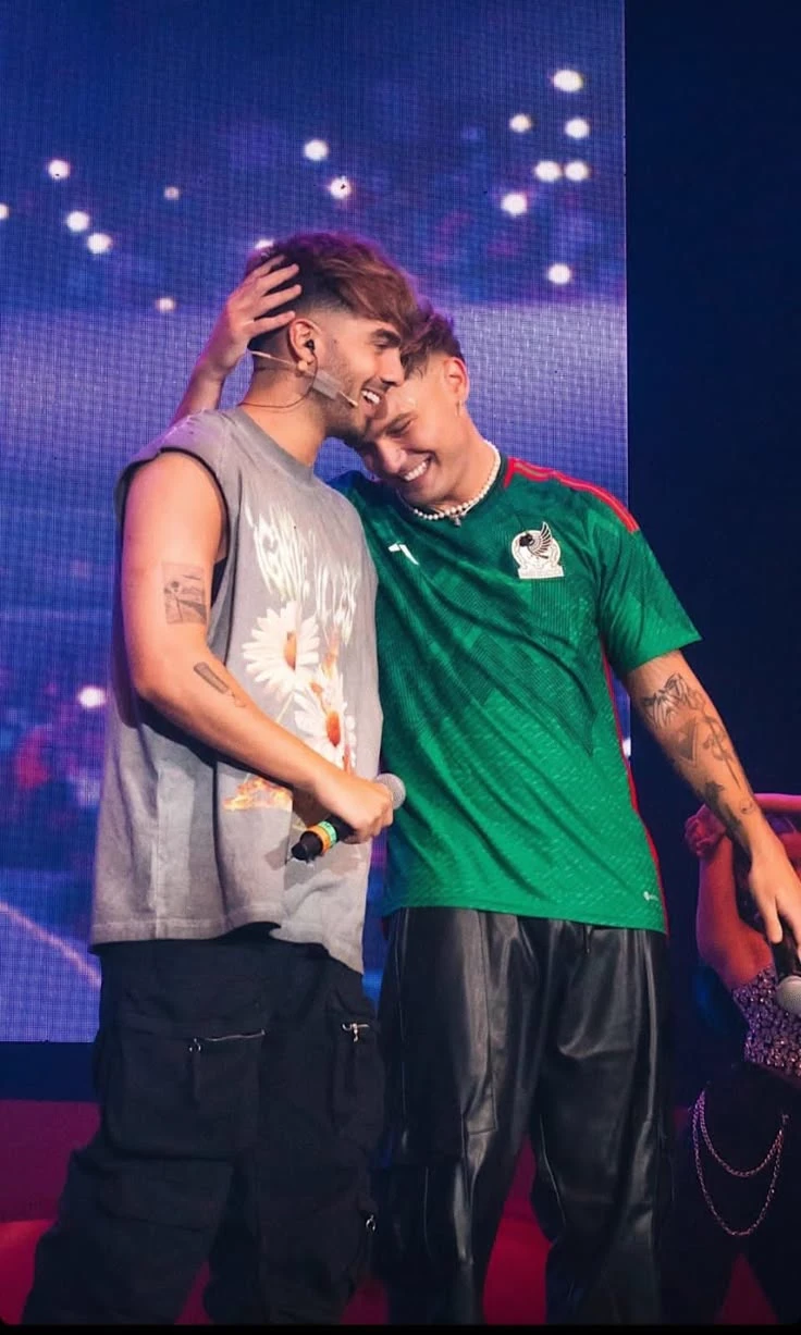 ★Ian and Fede★ thumbnail
