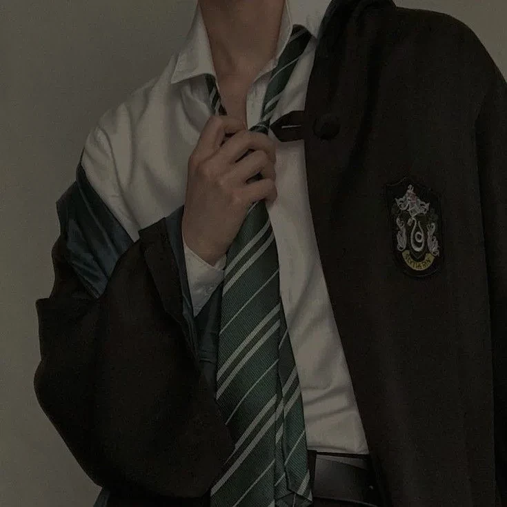 Draco Malfoy thumbnail