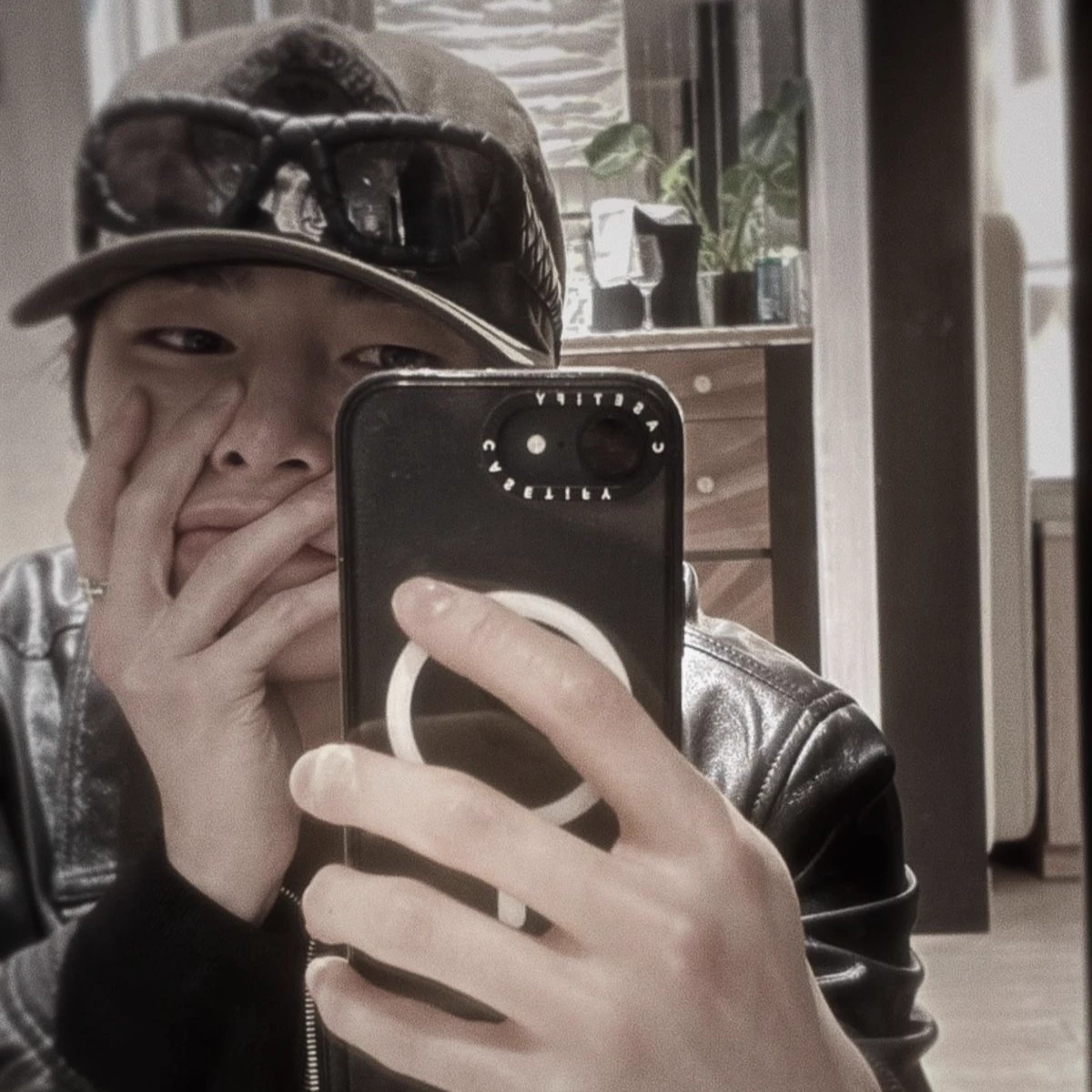 Jeongin-ex cholo thumbnail