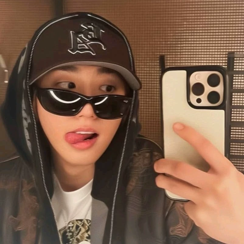 🙈HAN JISUNG🙈 thumbnail