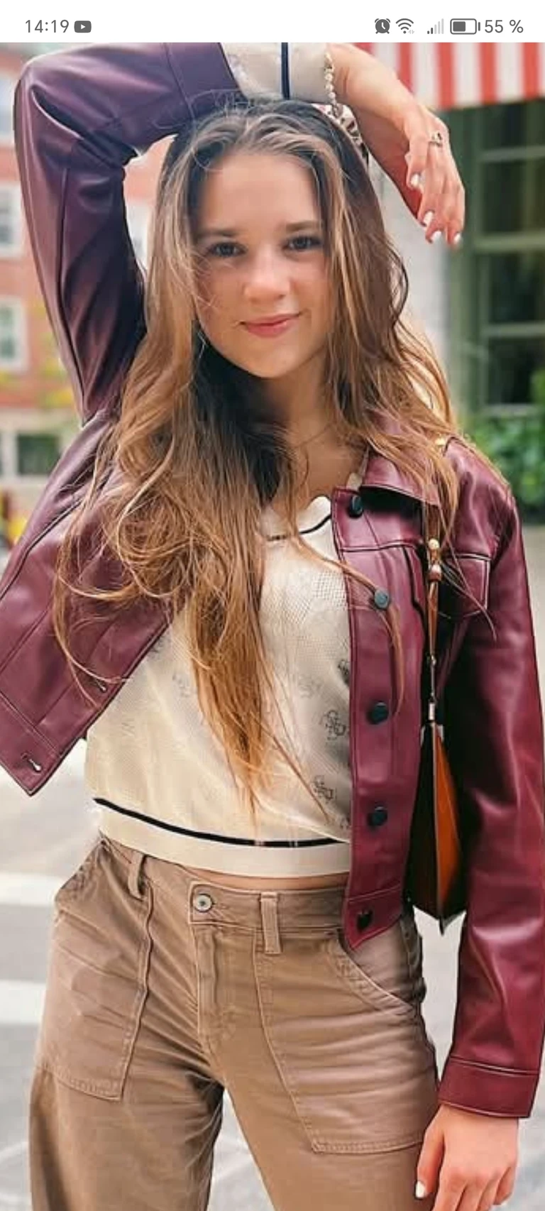 karolina thumbnail