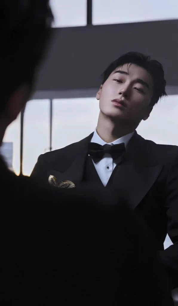 Choi San thumbnail