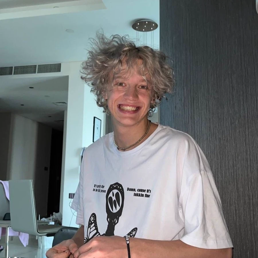 Sasha Paradeevich thumbnail
