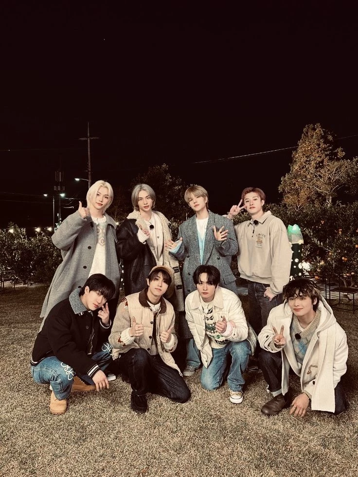 Stray Kids thumbnail
