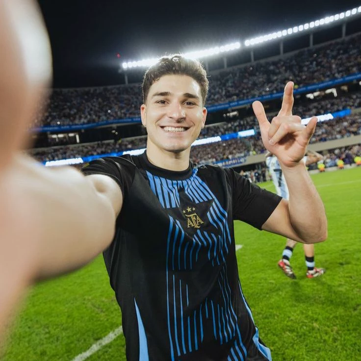 Julián Álvarez thumbnail