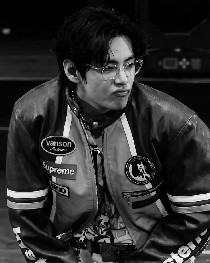 Taehyung  thumbnail