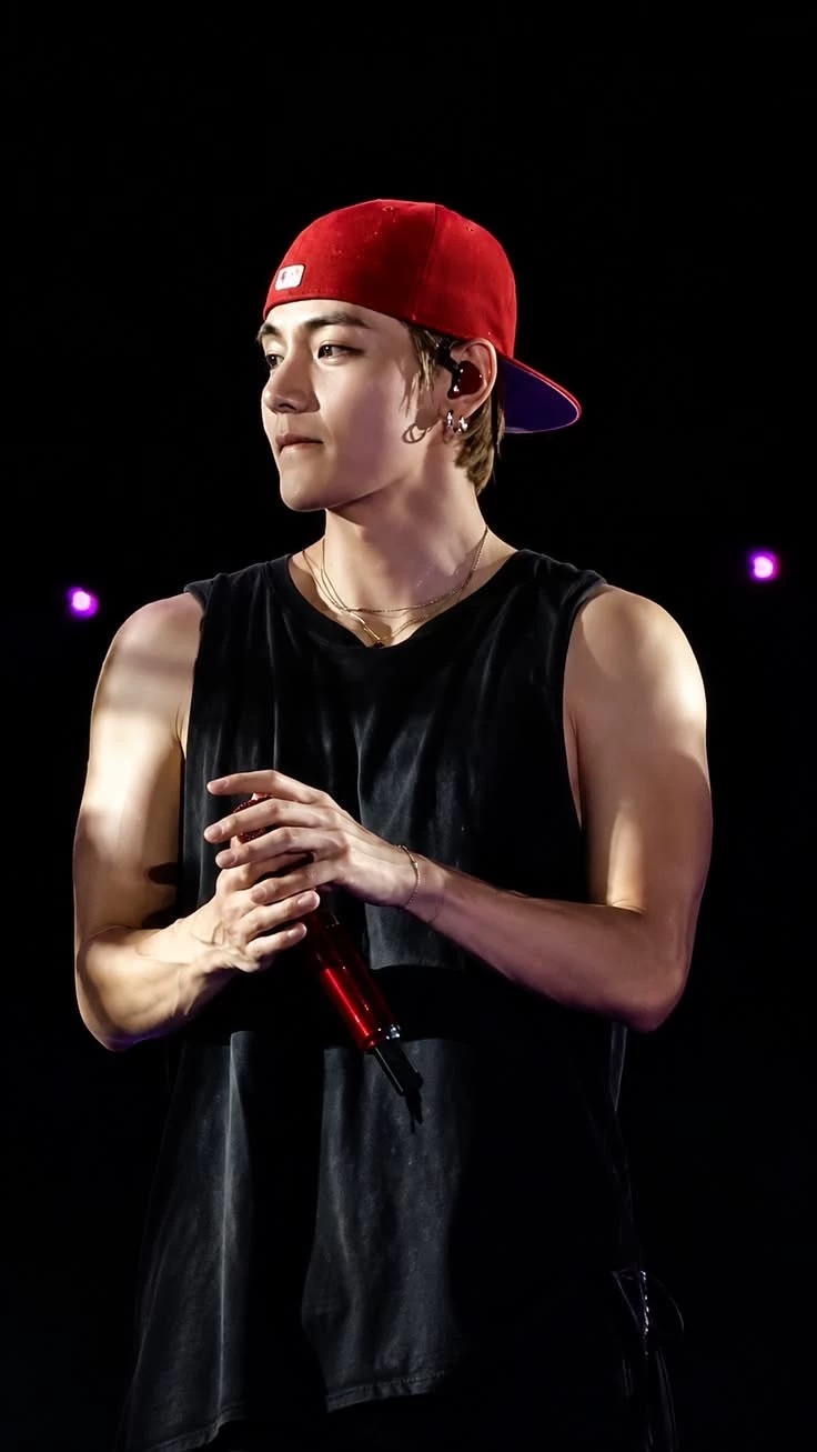 Kim Taehyung thumbnail
