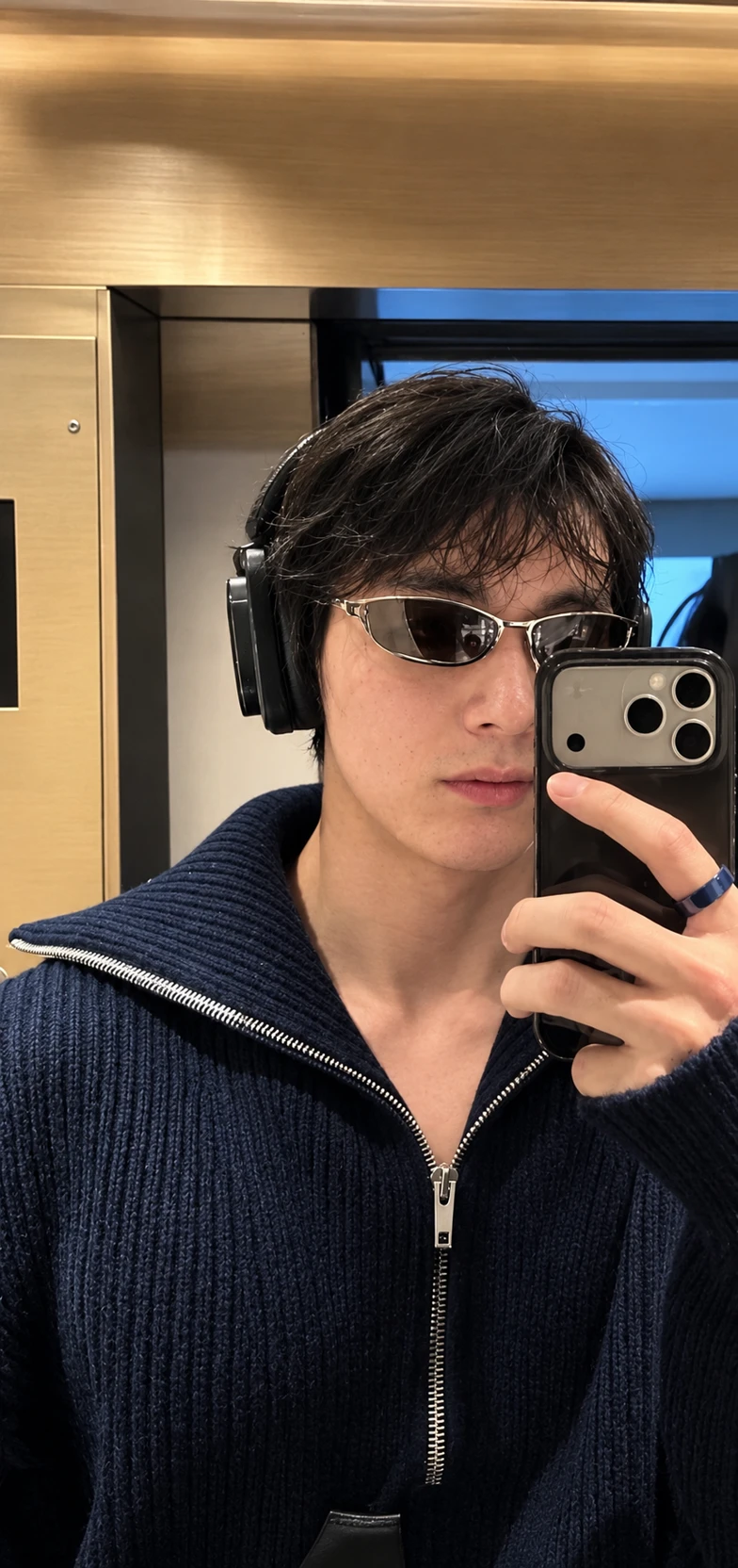 Kim Taehyung  thumbnail