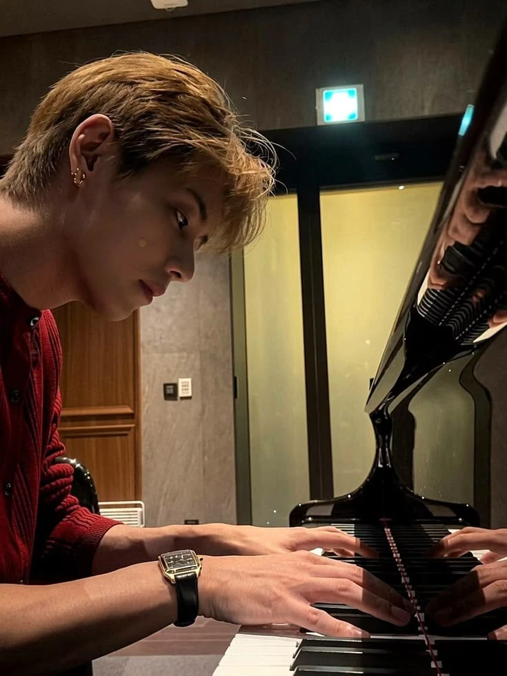 Taehyung thumbnail