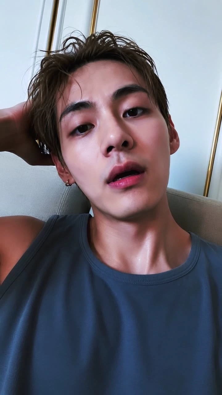 Taehyung thumbnail